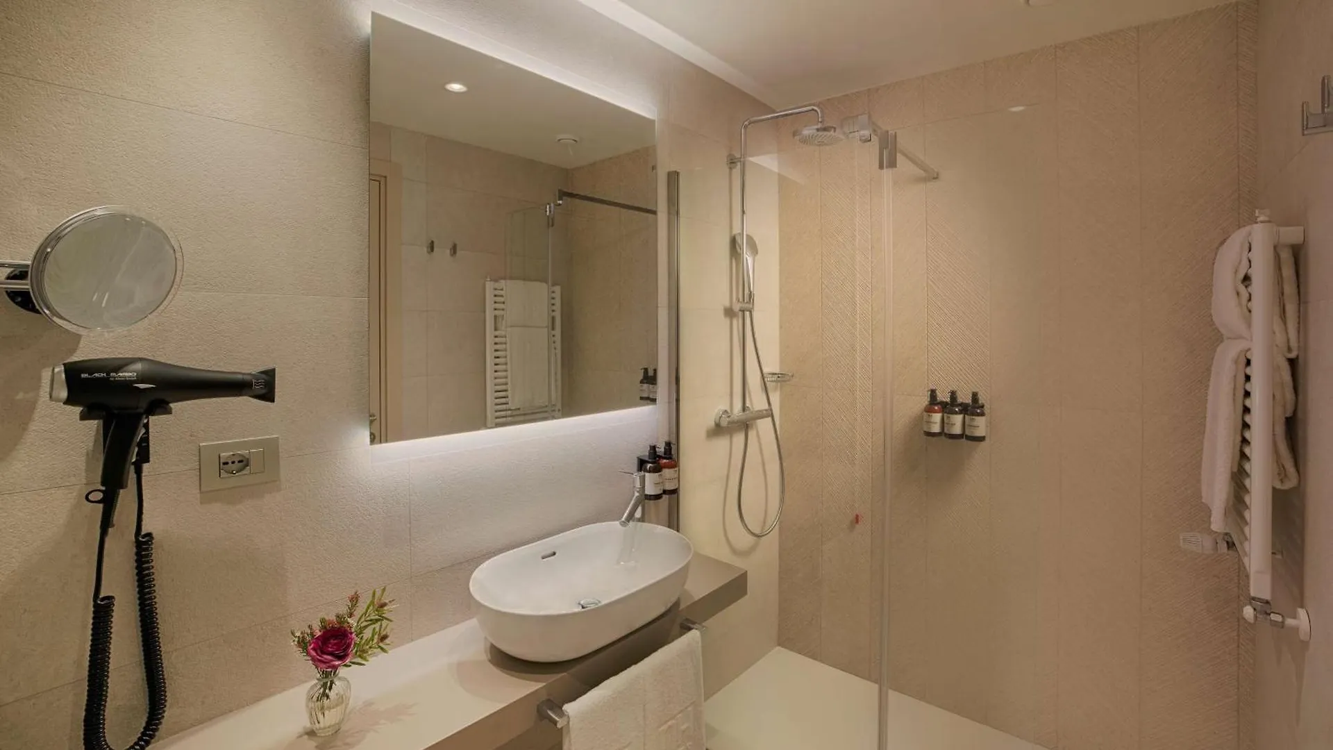 Nh Milano Corso Buenos Aires Hotel 4*, Milaan